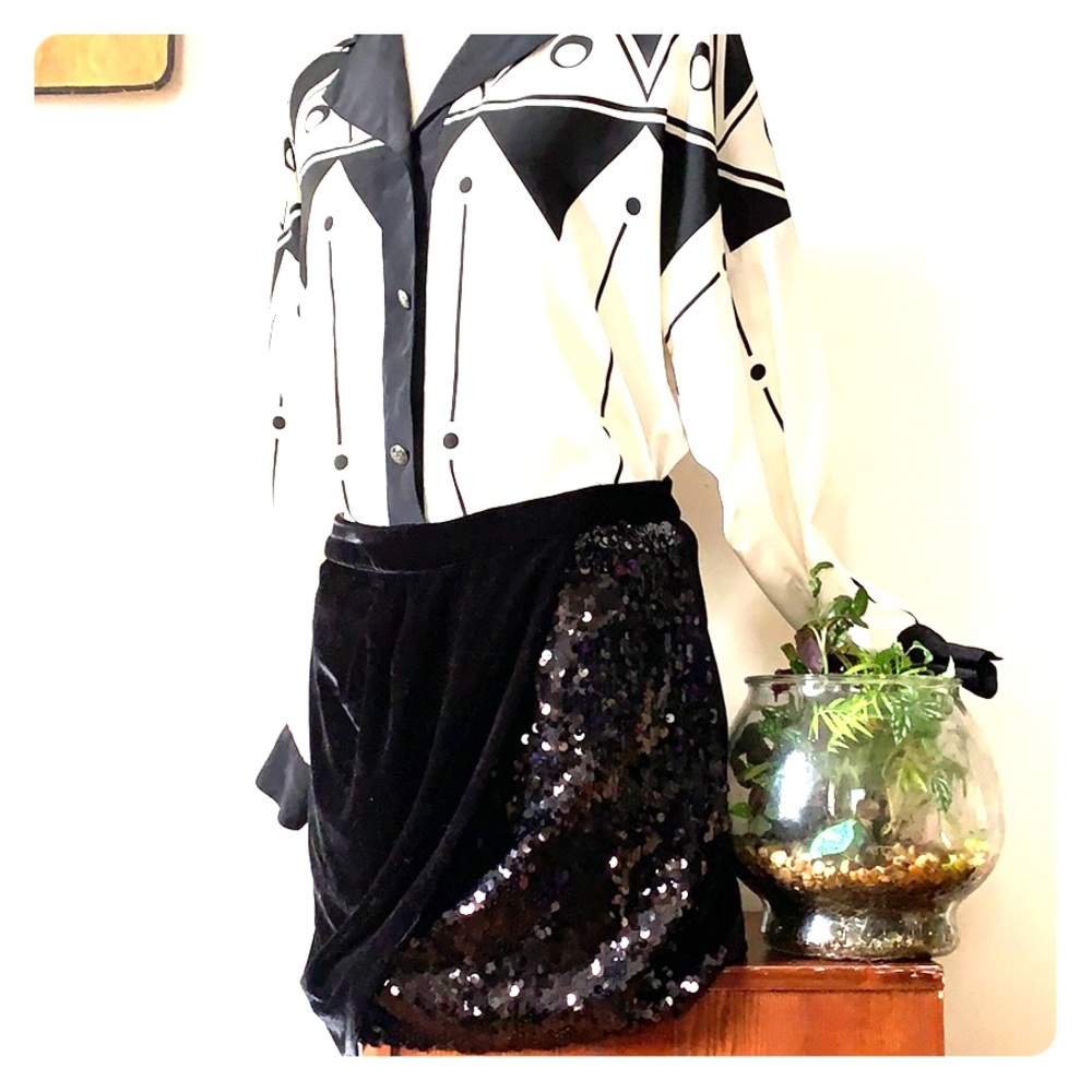 🖤 Sequin, Velvet Skirt 🖤